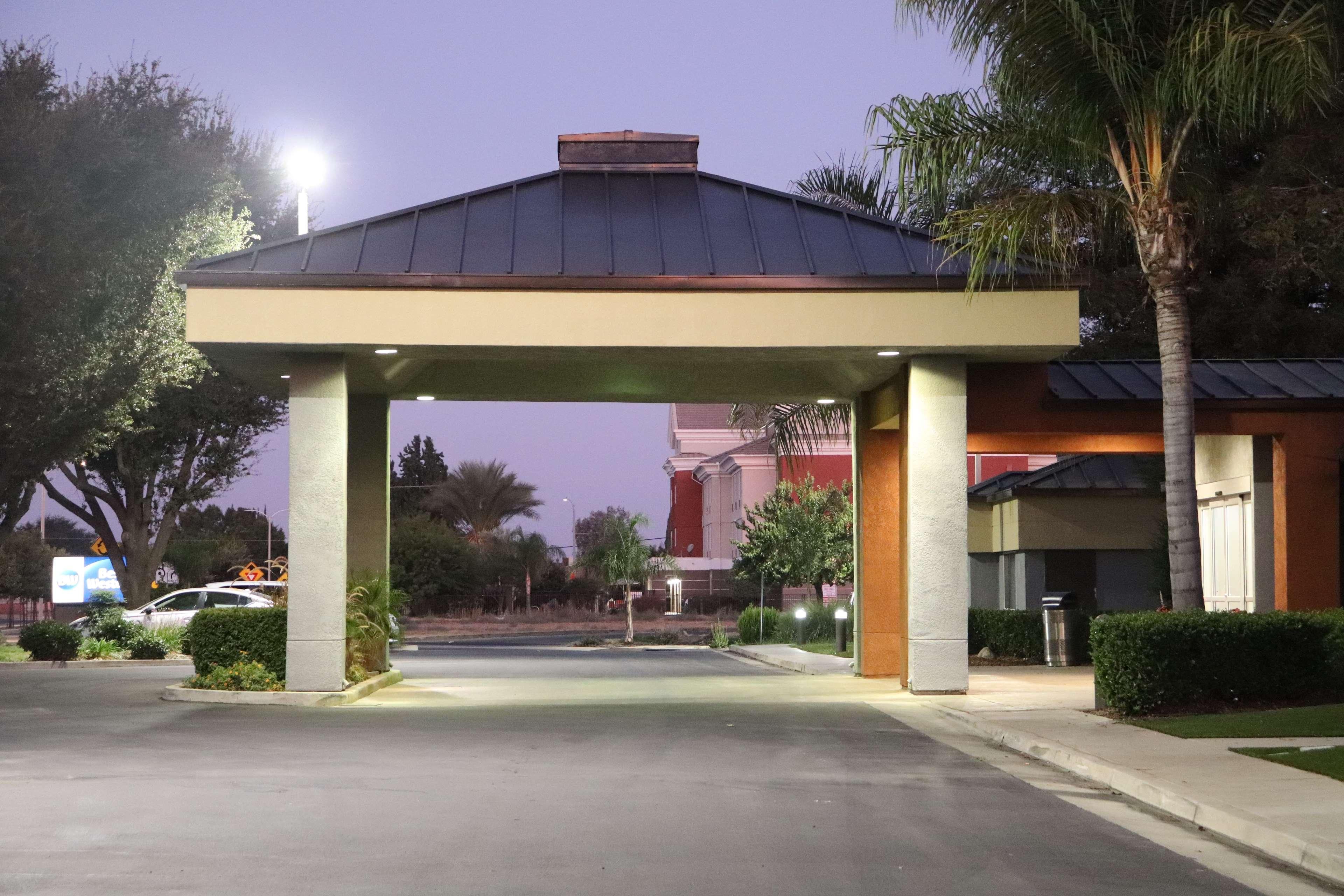 Best Western Porterville Inn Bagian luar foto