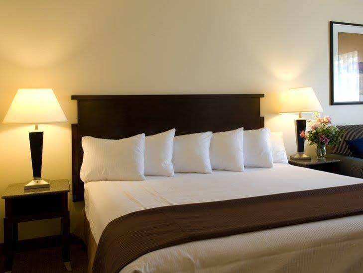 Best Western Porterville Inn Bagian luar foto